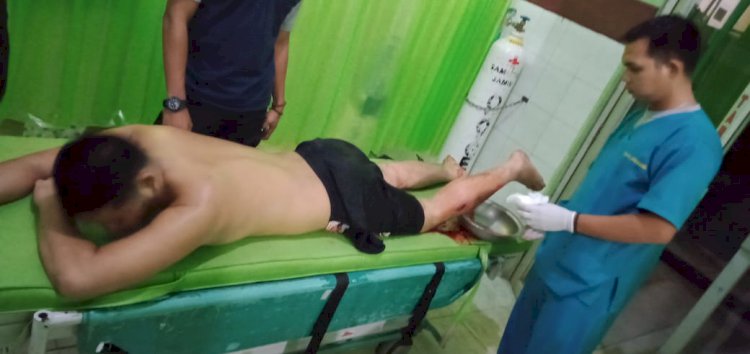 BREAKING NEWS!! Tabrak Polisi, Pelaku Penyiraman Air Keras Dilumpuhkan dengan Timah Panas