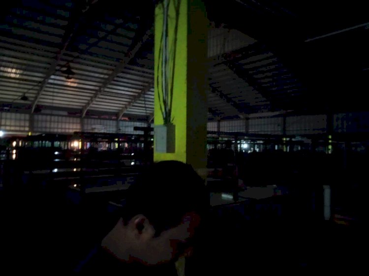 PT EBN Dianggap "Kejam" Pedagang Tak Bayar Retribusi, Pasar Angso Duo Dibuat Gelap Gulita