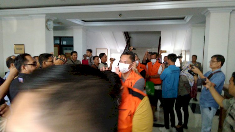 Kasus Asrama Haji, Mantan Kakanwil Kemenag Jambi & 6 Tersangka Lainnya Dilimpahkan ke Kejati