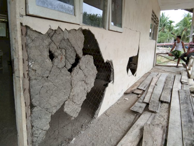 Belasan Tahun Tidak Diperhatikan, Bangunan Madrasah Ini Rusak Parah