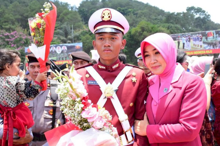 Taruna 10 Besar Berprestasi, Ini Dia Irfan Urane Azis Putra Komjen Pol Idham Aziz