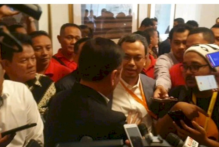 Kongres PSSI Memanas, Iwan Bule dan Vijaya Fitriyasa Bersitegang di depan Jurnalis