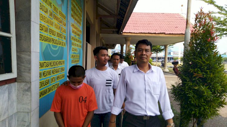 Parah! Pemuda Ini Nekat Transaksi Sabu di Halaman Masjid Agung Jambi