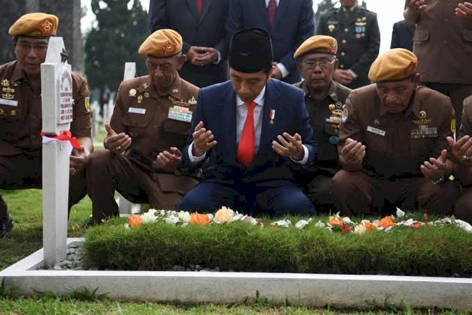 Jokowi Sebut Indonesia Masa Kini Butuh "Superhero" Pemberantas Kemiskinan