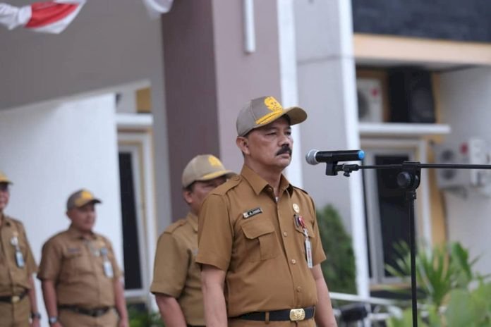 Fauzi Minta Seluruh Staf Dinas PUPR Jambi Bersinergi dan Kompak
