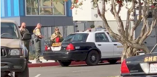 Siswa SMA California Mengamuk Tembak Temannya