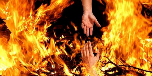 Ngenes Banget! Warga Pondok Ranggon Cipayung Bakar Diri