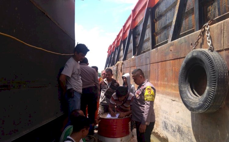 Terpeleset Saat Mengisi Pasir, Mangcek Tewas Tenggelam