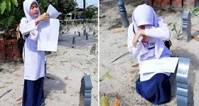 Viral Siswi Ini Baca Hasil Ujian Memuaskan Sambil Menangis di Makam Ibunya