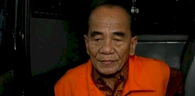 Jokowi Berikan Grasi Kepada Eks Gubernur Riau Annas Maamun