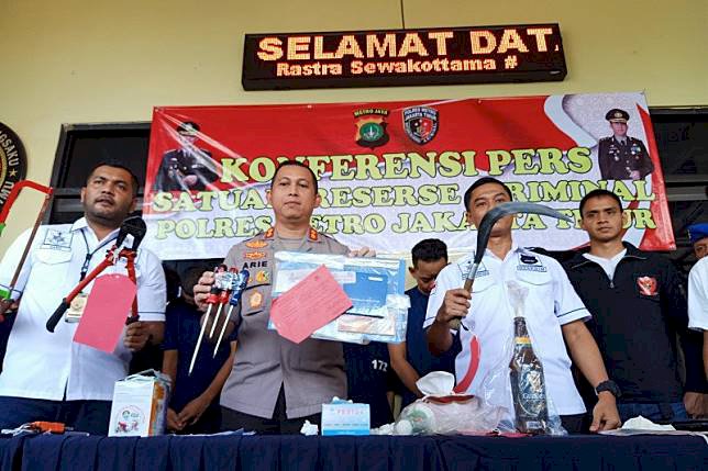 Polisi Ungkap Penodong Bersenjata di Pasar Gembrong Incar WNA