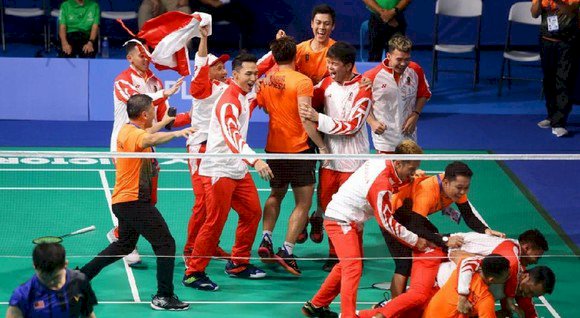 Tumbangkan Malaysia, Indonesia Raih Emas Bulutangkis Beregu Putra