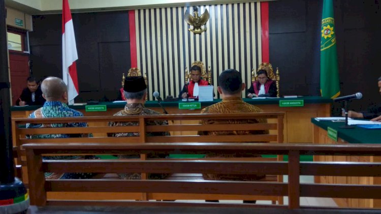 Jalani Sidang Perdana, Ini Besarnya Duit Ketok Palu Diterima Gusrizal-Elhelwi dan Sufardi Nurzain
