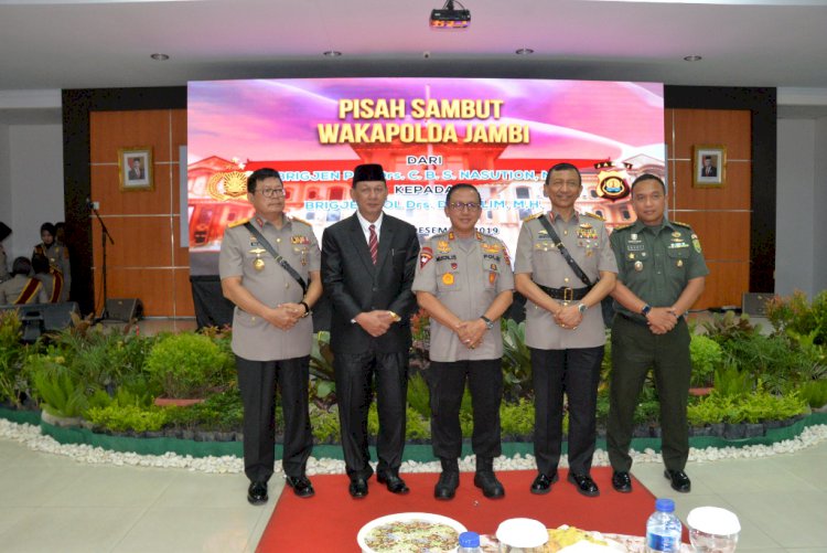 Sekda Hadiri Pisah Sambut Wakapolda Jambi