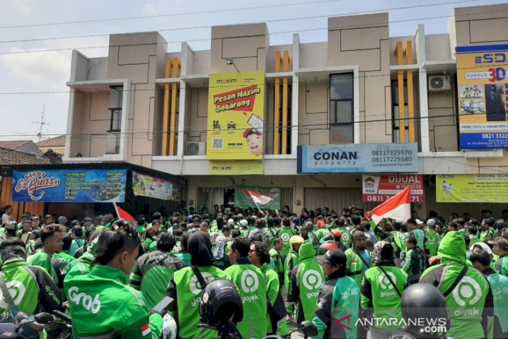Tarif Lebih Murah, Ojol Rusia Mulai Usik Kawasan Grab-Gojek