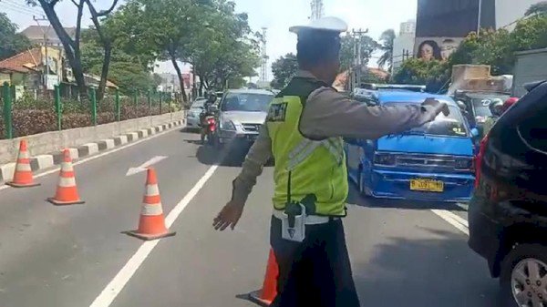 Tas Mencurigakan Ditemukan Dekat Gereja Santo Depok, Gegana Meluncur