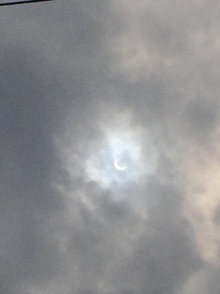 BREAKING NEWS! Gerhana Matahari Cincin Bisa Dilihat di Jambi