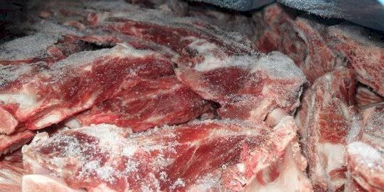 Satgas Pangan Jambi Temukan Daging Beku Dijual di Pasar Angsoduo