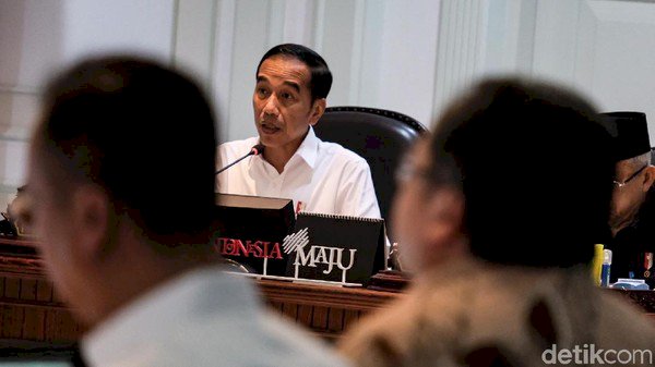 Jokowi Perintahkan Kementerian dan Pemda Lanjutkan Pembangunan Cegah Banjir DKI