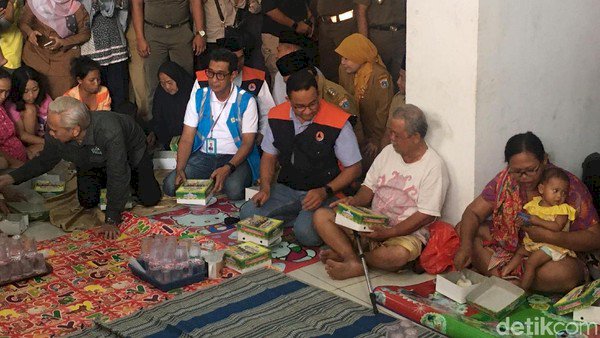 Anies: Anak-anak Senang Main, Ada Banjir Dianggap Kolam Renang!