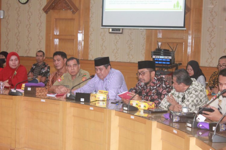 Pj Sekda Jambi Hadiri Ujian Promosi Doktor Ilmu Hukum Fikri Riza