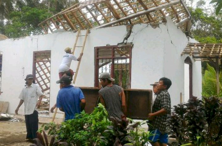 Atap Gereja di Jakarta Barat Roboh Timpa Jemaat Saat Misa
