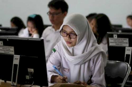 HOREE! USBN Dihapuskan, Sekolah Bebas Buat Soal Ujian Sendiri