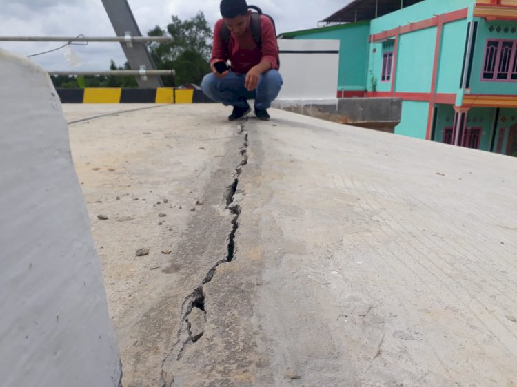 Duhh!!! Belum Beroperasi, Jembatan Provinsi Senilai Rp 16 Miliar di Tanjab Barat Sudah Rusak