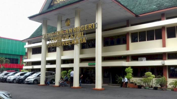 Mendapat Perlawanan, PN Jambi Tetap Eksekusi Tanah di Samping RS Siloam Jambi