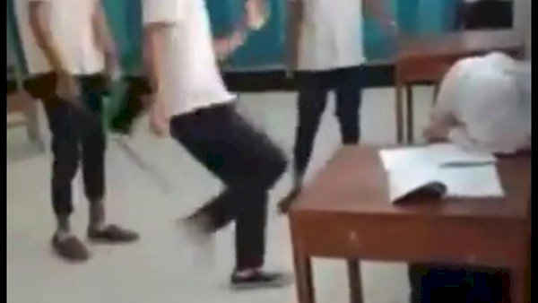 Perekam Video Mengaku Pelaku yang Sok Jago Minta Terus Direkam Aksi Bully-nya