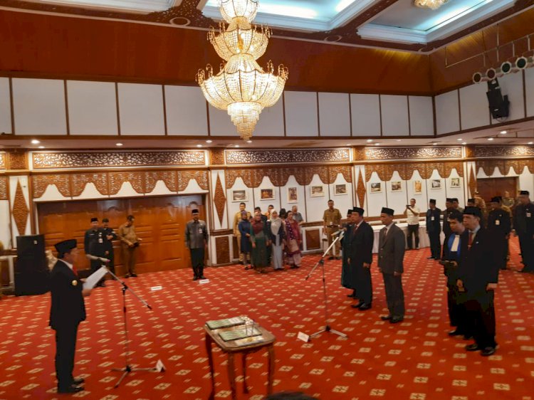 Tiga Pejabat Pemprov Hasil Lelang Dilantik, Fachrori: Tolong Jaga Amanah