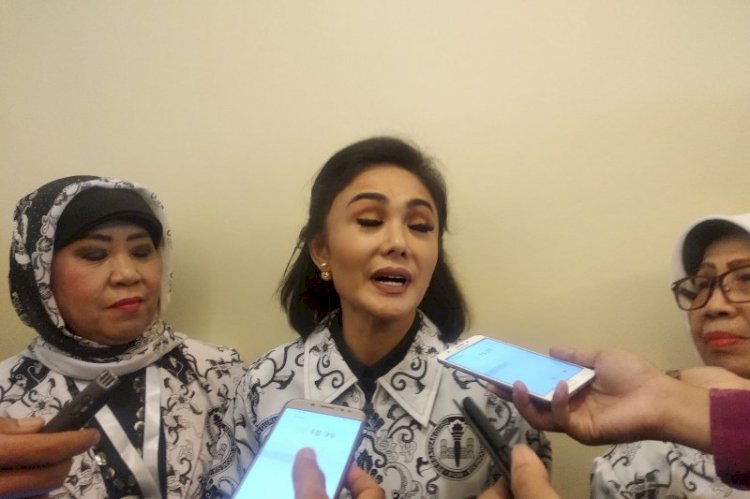 Dikukuhkan Tokoh Perempuan PGRI Penggerak Perubahan, Yuni Shara: Merdeka Belajar Sudah Saya Terapkan Jauh Hari