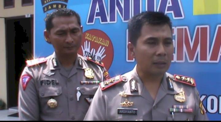 Gara-gara Jalan Rusak Penyebab Kecelakaan Maut Terjadi, Kapolres Muarojambi: Kondisi Jalan Pemerintah Harusnya Baik!