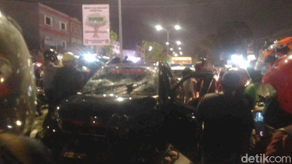 Kisah Mencekam Puluhan Korban Ditabrak Pelaku Gunakan Mobil, Sempat Teriak 'Kafir'