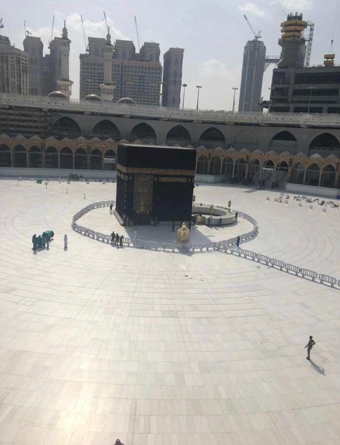 Sterilisasi Virus Corona, Masjidil Haram dan Masjid Nabawi Ditutup Sementara