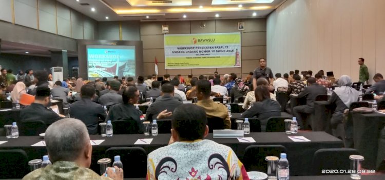 Wabup Tanjabbar Ikuti Workshop Banwaslu di Padang