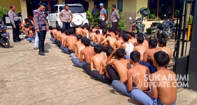 Ratusan Pelajar SMK Sukabumi Saling Lempar Batu, Polisi Amankan Pelaku