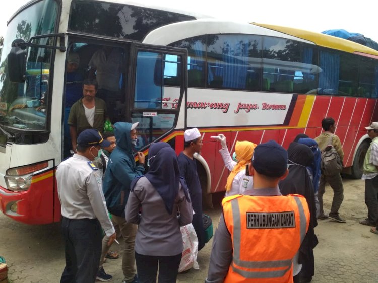 Tidak Hanya di Bandara Jambi, di Terminal Alam Barajo Pun Kedatangan Penumpang Diperketat