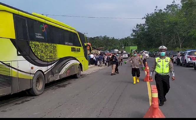 Kota Jambi Dijaga Ketat, Fasha: Kalau Ada Orang yang Ingin Jalan-jalan di Jambi, Kita Suruh Putar Balik